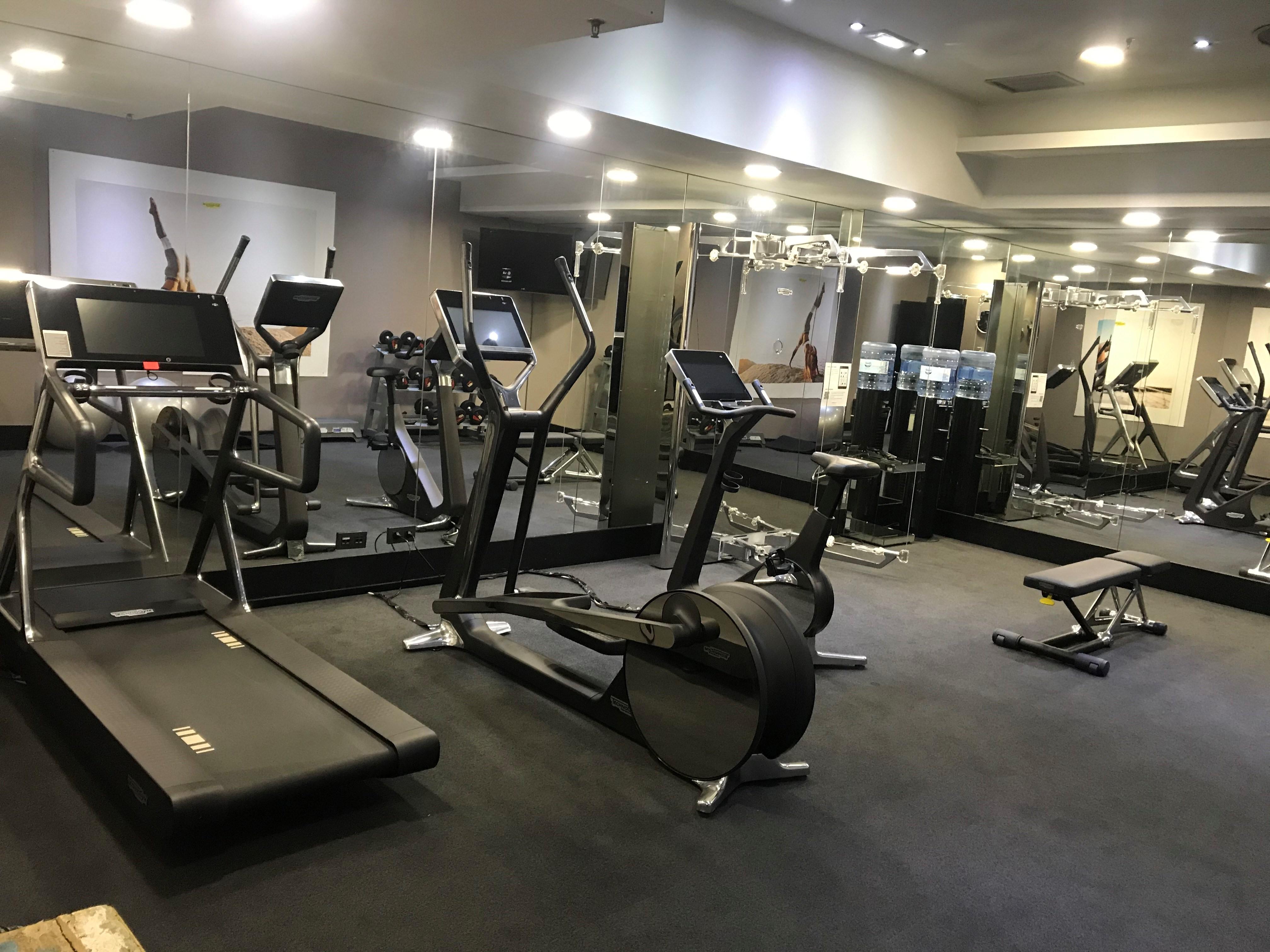 138 Liberdade Hotel Lisbon Luaran gambar The gym at the hotel